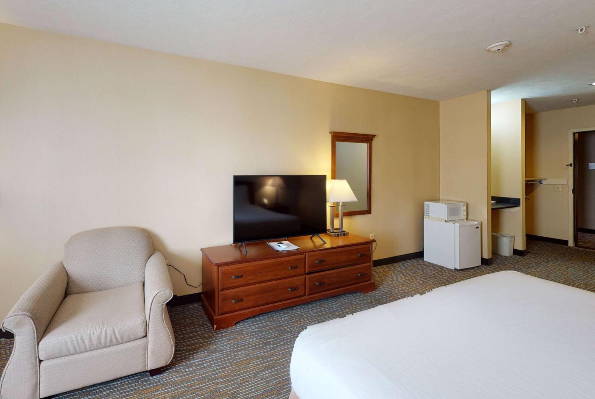 Ramada By Wyndham Strasburg - Shenandoah Valley מראה חיצוני תמונה