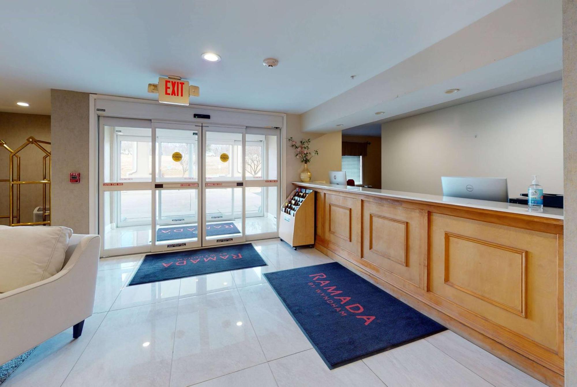 Ramada By Wyndham Strasburg - Shenandoah Valley מראה חיצוני תמונה